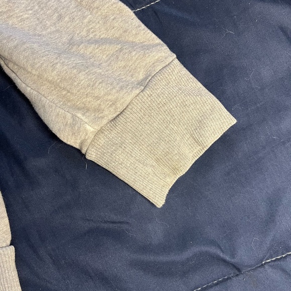 Reebok hoodie - Picture 2 of 5